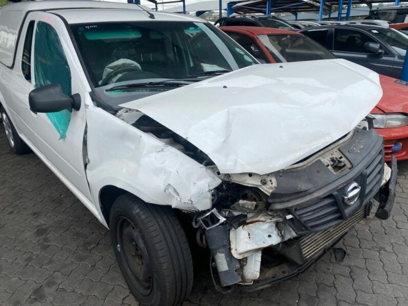 
								2020 NISSAN NP200 1.6 full									
