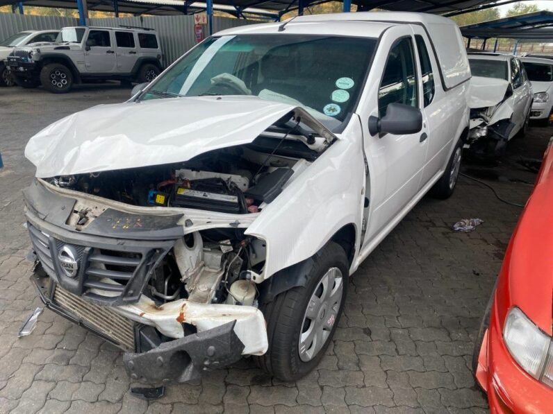 
								2020 NISSAN NP200 1.6 full									