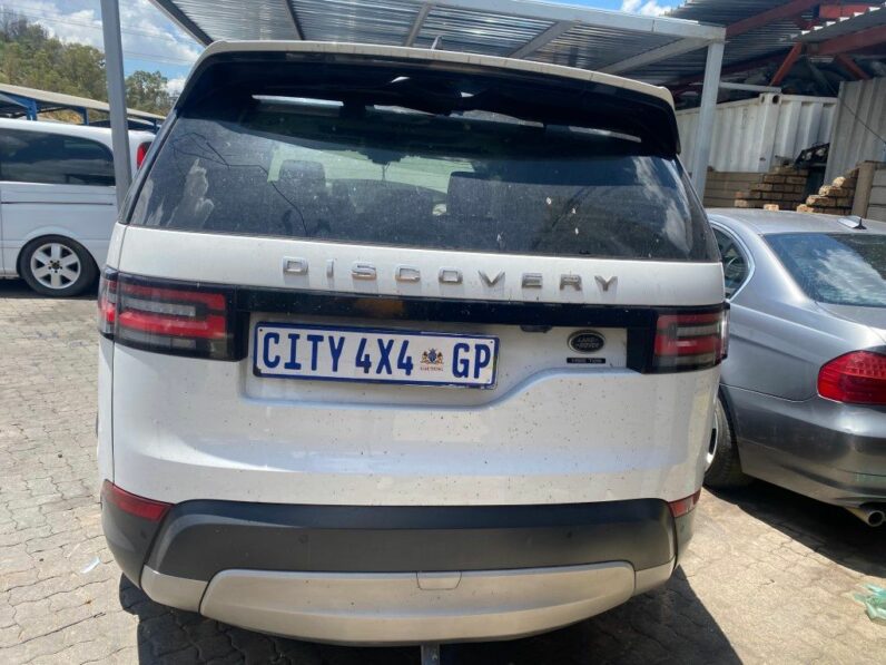 
								2018 L/ DISCOVERY 3.0 TD6 HSE full									