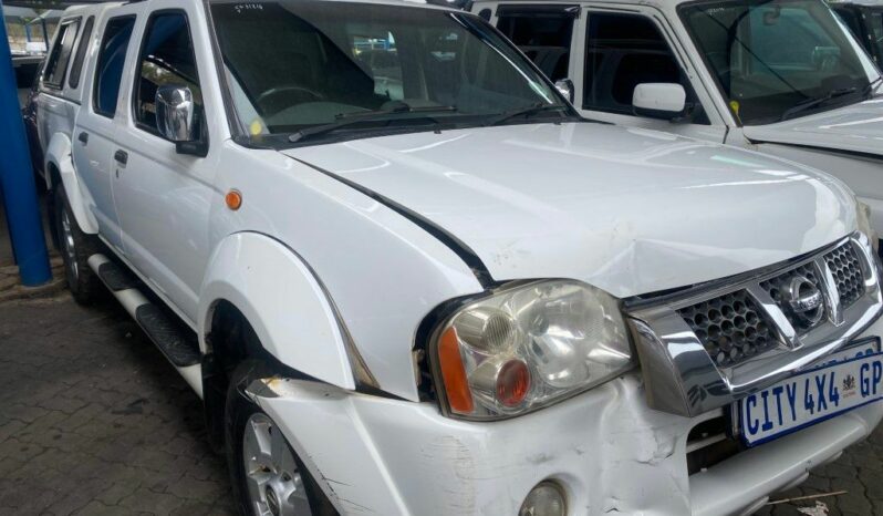 
								2014 NISSAN NP300 full									