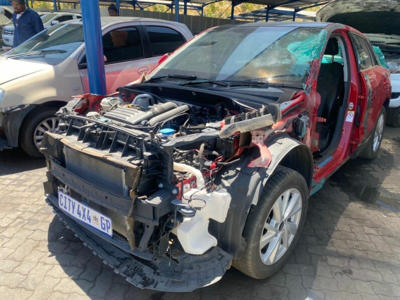 
								2023 AUDI Q2 TFSI full									