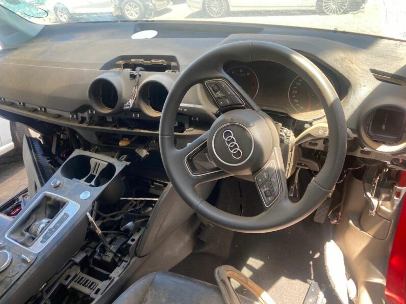 
								2023 AUDI Q2 TFSI full									