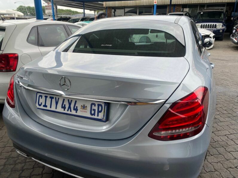 
								2016 MERCEDES BENZ C180 full									