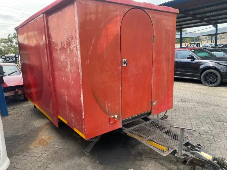 
								2002 FIBREGLASS SHOP MOBICAN full									