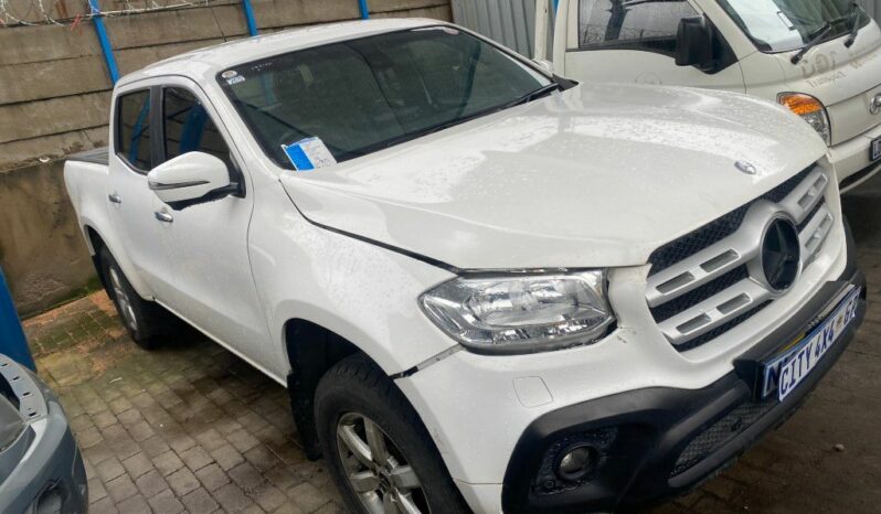 
								2019 MERCEDES BENZ X250 full									
