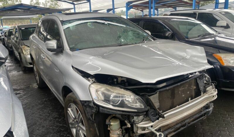 
								2014 VOLVO XC60 D4 full									