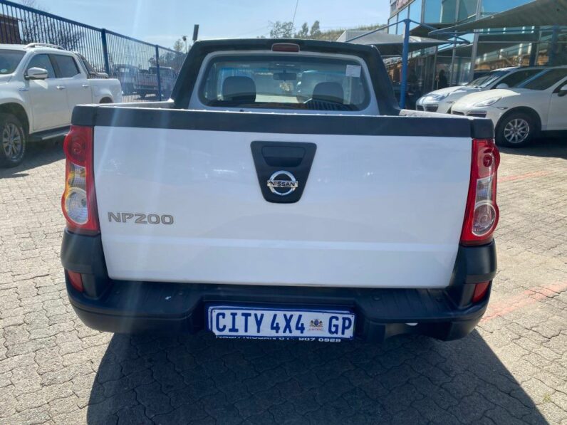 
								2019 NISSAN NP200 1.6 full									