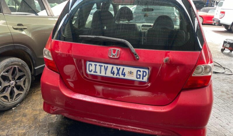
								2005 HONDA JAZZ full									