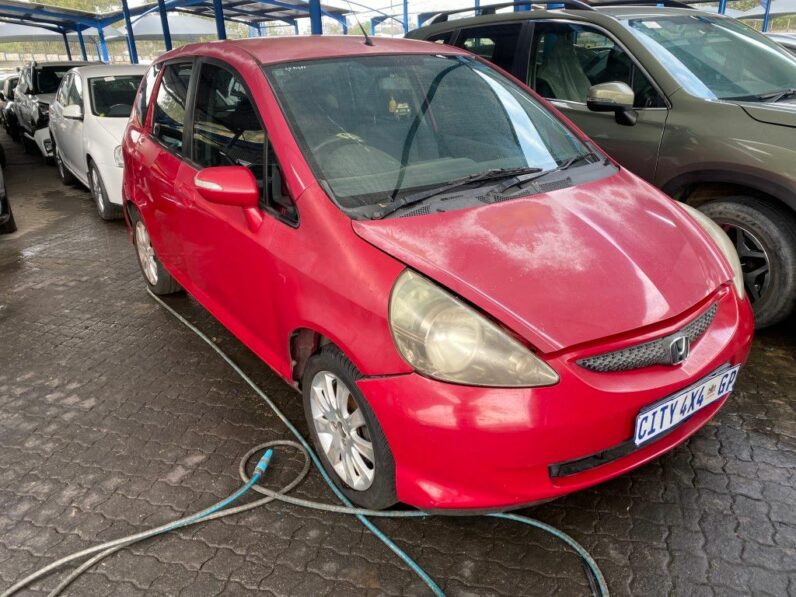 
								2005 HONDA JAZZ full									