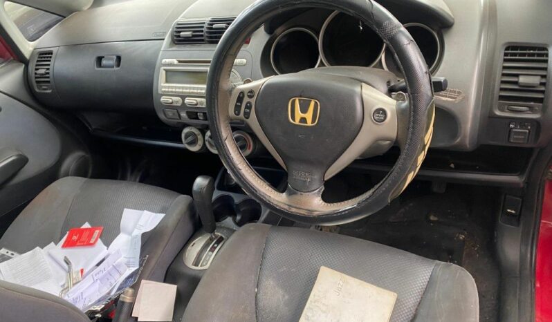 
								2005 HONDA JAZZ full									
