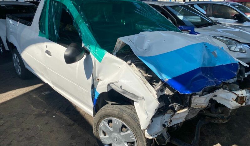 
								2019 NISSAN NP200 full									