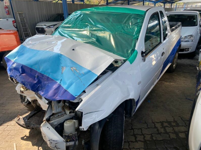 
								2019 NISSAN NP200 full									