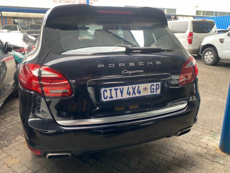 
								2012 PORSCHE CAYENNE full									