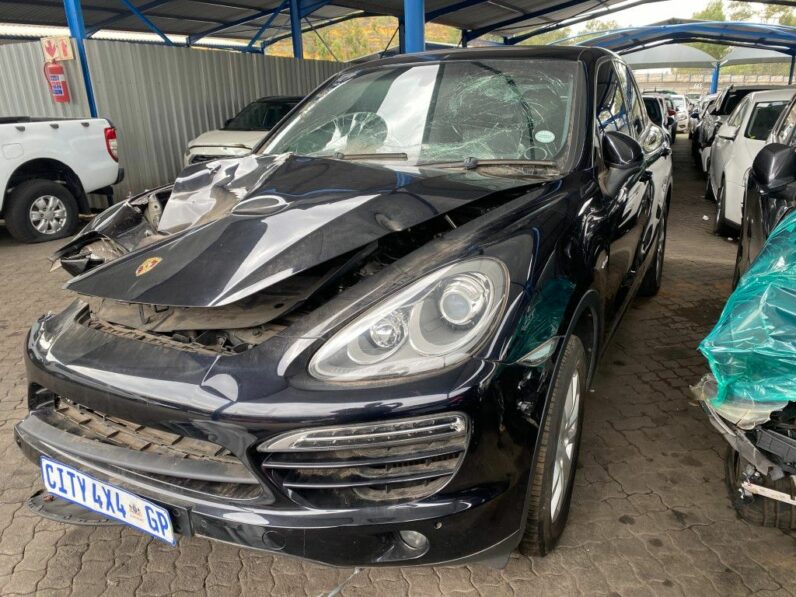 
								2012 PORSCHE CAYENNE full									