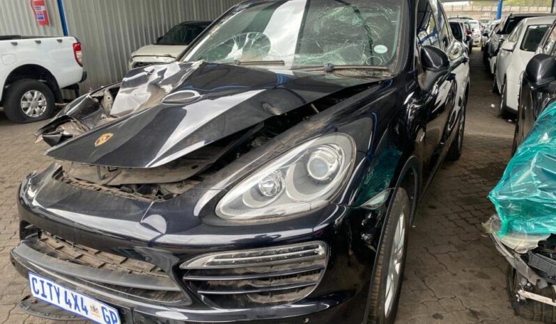 
								2012 PORSCHE CAYENNE full									