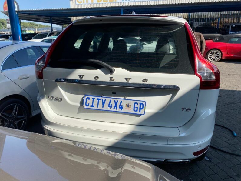 
								2015 VOLVO XC60 T6 ELITE GEARTRO full									