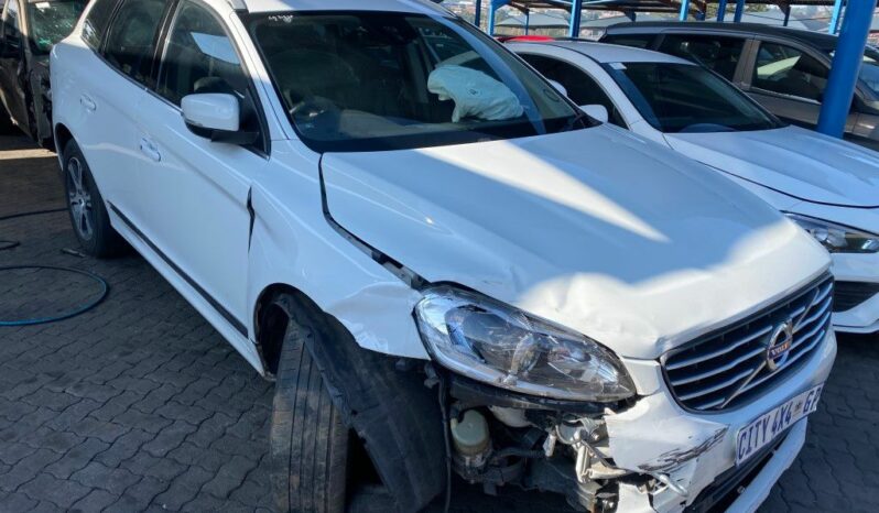 
								2015 VOLVO XC60 T6 ELITE GEARTRO full									