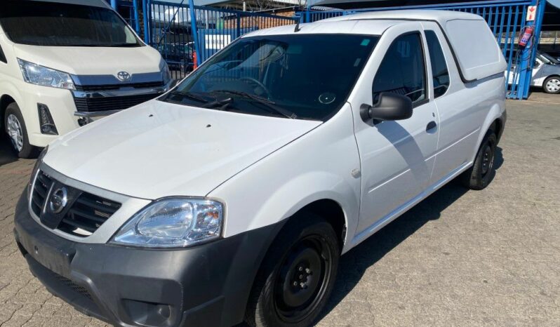
								2023 NISSAN NP200 full									