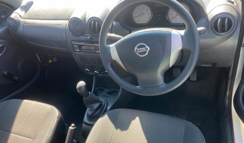 
								2023 NISSAN NP200 full									