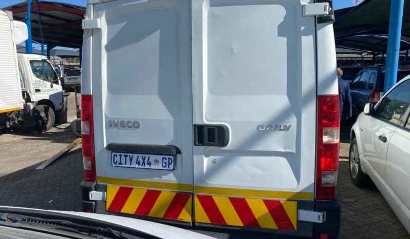 
								2015 IVECO DAILY full									