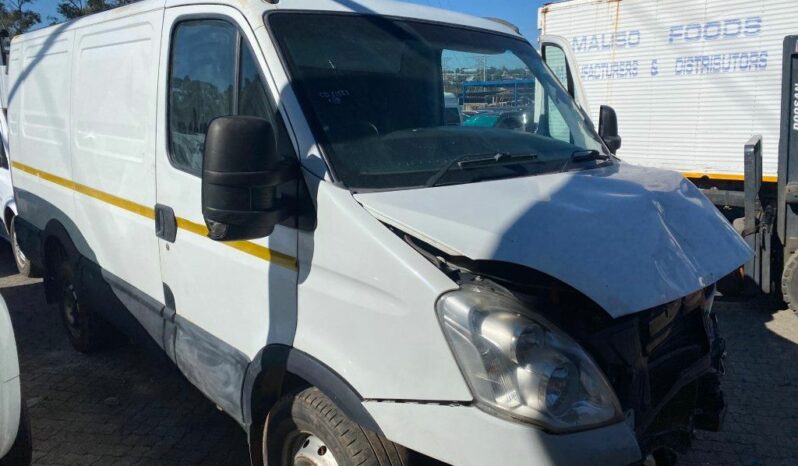 
								2015 IVECO DAILY full									