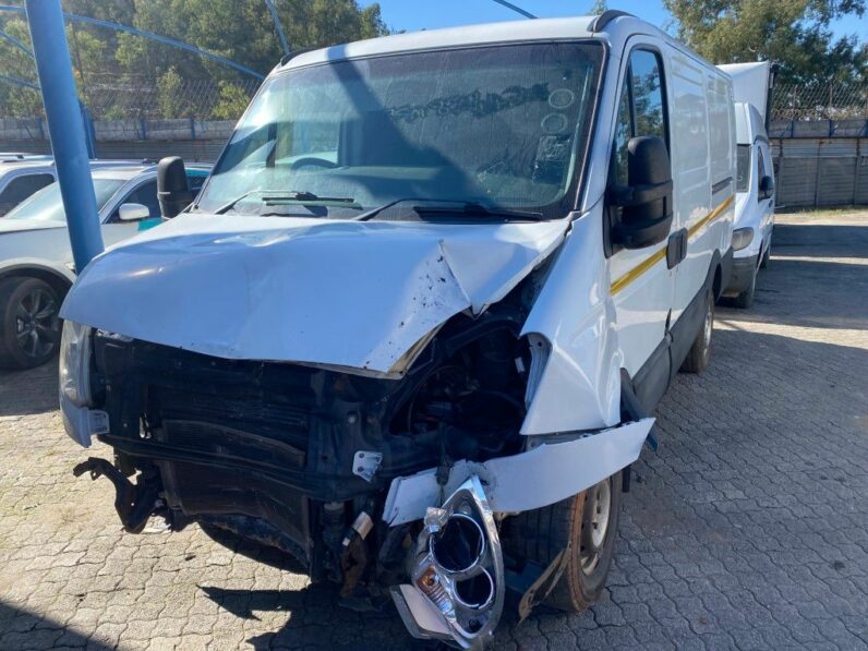 
								2015 IVECO DAILY full									