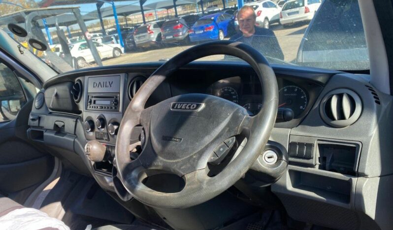 
								2015 IVECO DAILY full									