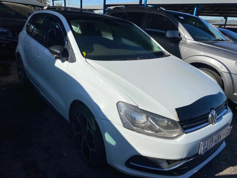 
								2017 VW POLO full									