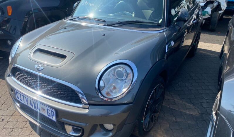 
								2013 MINI COOPER S A/T full									