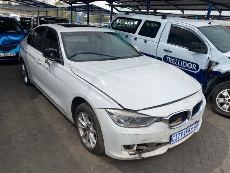 
								2014 BMW 316i A/T (F30) full									