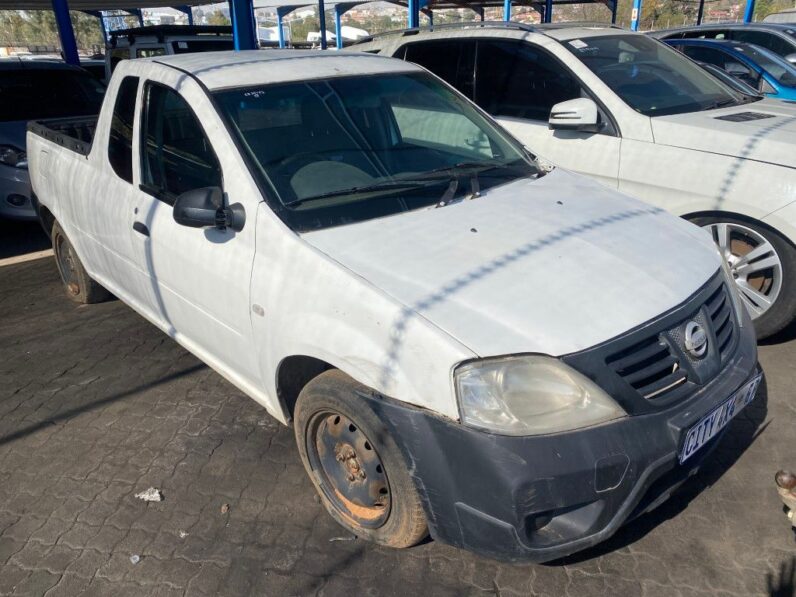 
								2012 NISSAN NP200 full									
