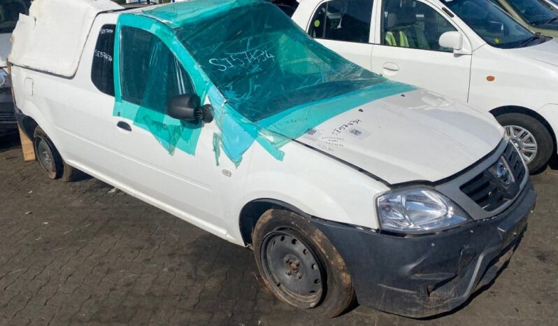 
								2022 NISSAN NP200 1.6 8V full									