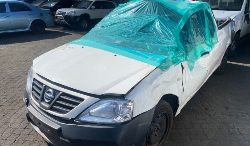 
								2022 NISSAN NP200 1.6 8V full									