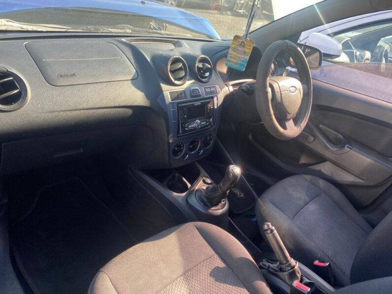 
								2015 FORD FIGO 1.5 TDCI full									