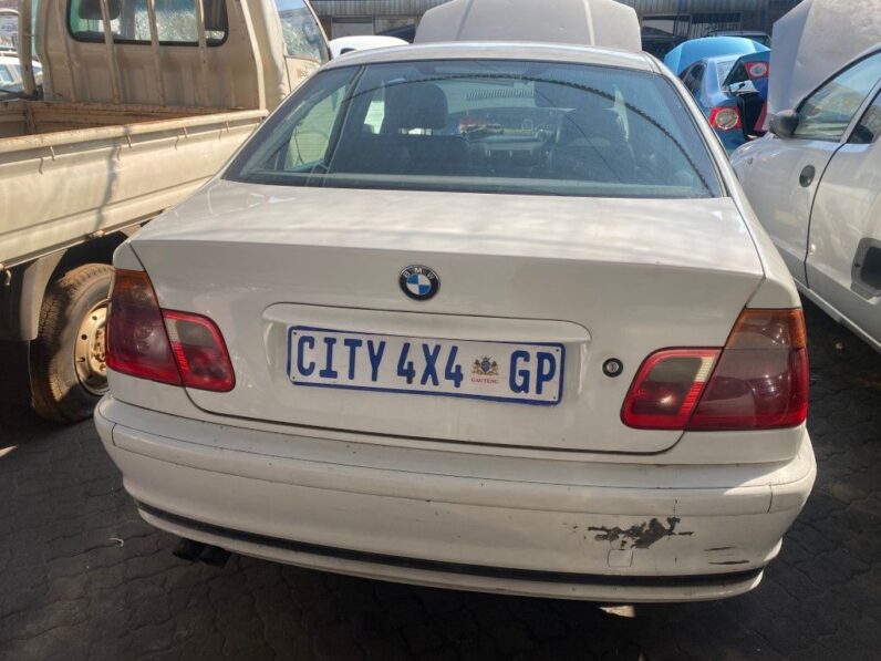 
								1999 BMW 320i full									