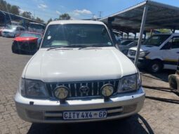 2000 TOYOTA LAND CRUISER