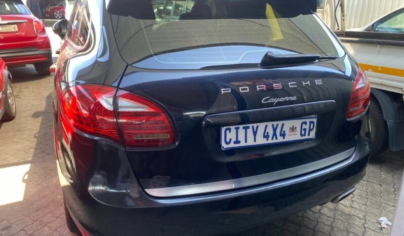 
								2012 PORSCHE CAYENNE full									