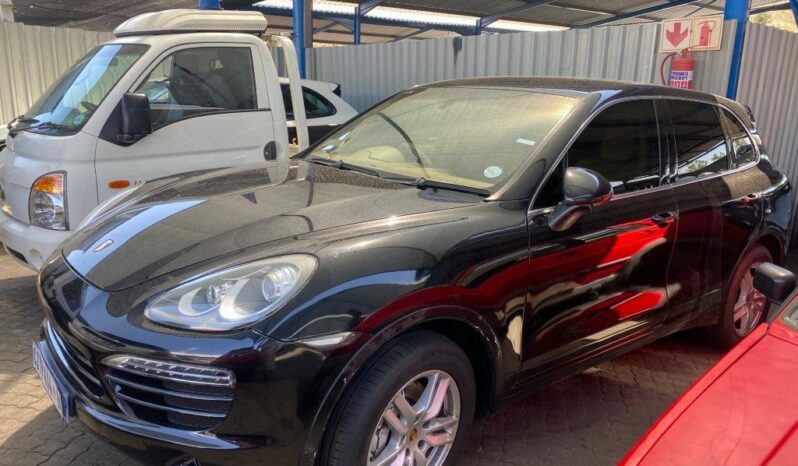
								2012 PORSCHE CAYENNE full									