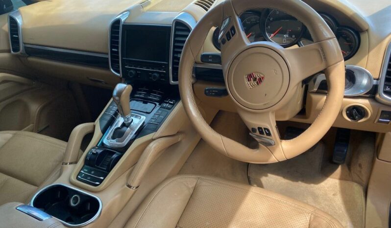 
								2012 PORSCHE CAYENNE full									