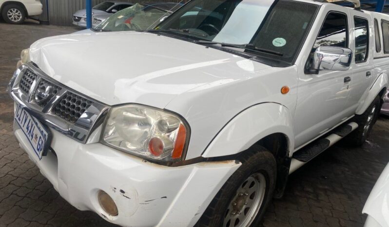 
								2014 NISSAN NP300 full									