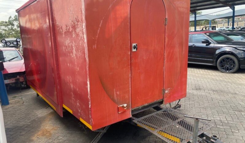 
								2002 FIBREGLASS SHOP MOBICAN full									