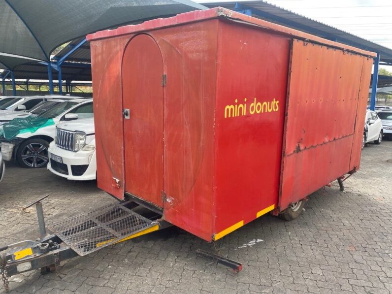 
								2002 FIBREGLASS SHOP MOBICAN full									