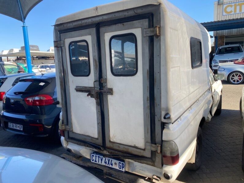 
								2006 MITSUBISHI COLT L200 HILINE full									