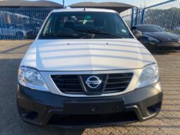 2023 NISSAN NP200