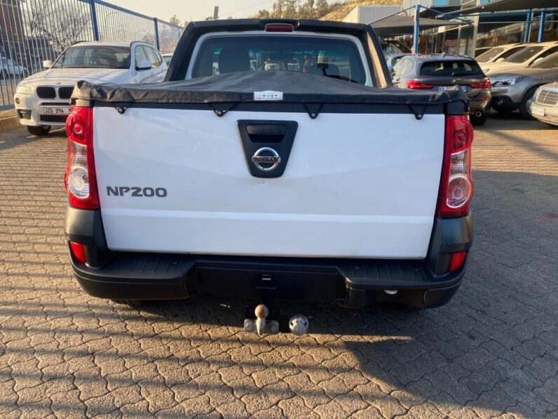 
								2023 NISSAN NP200 full									
