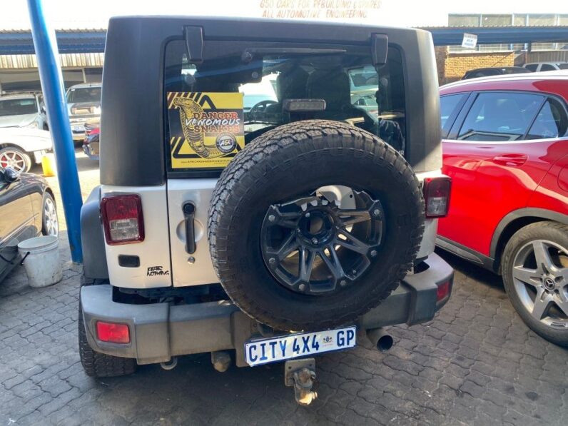 
								2008 JEEP WRANGLER 3.8 SAHARA full									