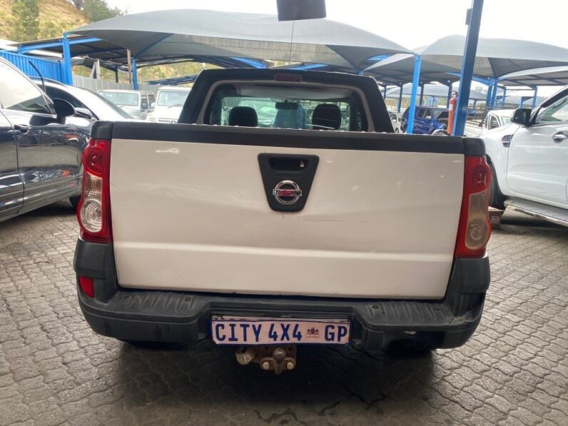 
								2017 NISSAN NP200 1.6 P/U full									