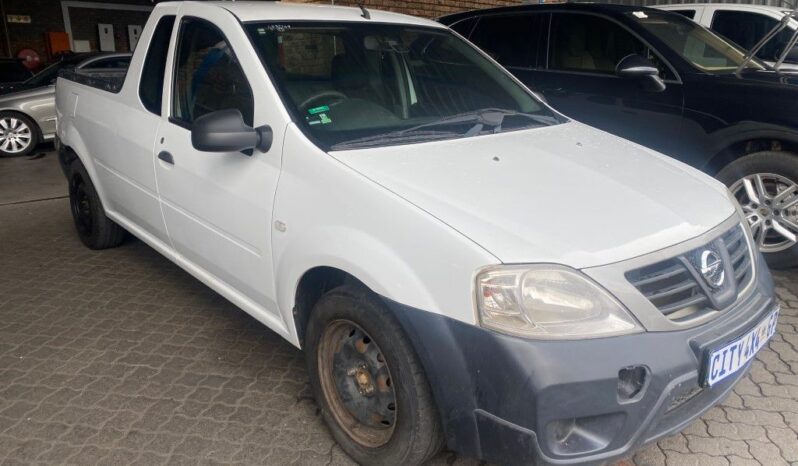
								2017 NISSAN NP200 1.6 P/U full									