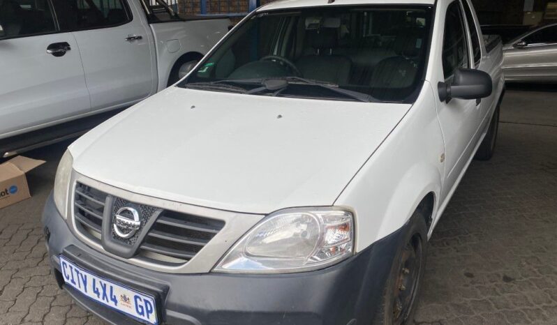 
								2017 NISSAN NP200 1.6 P/U full									