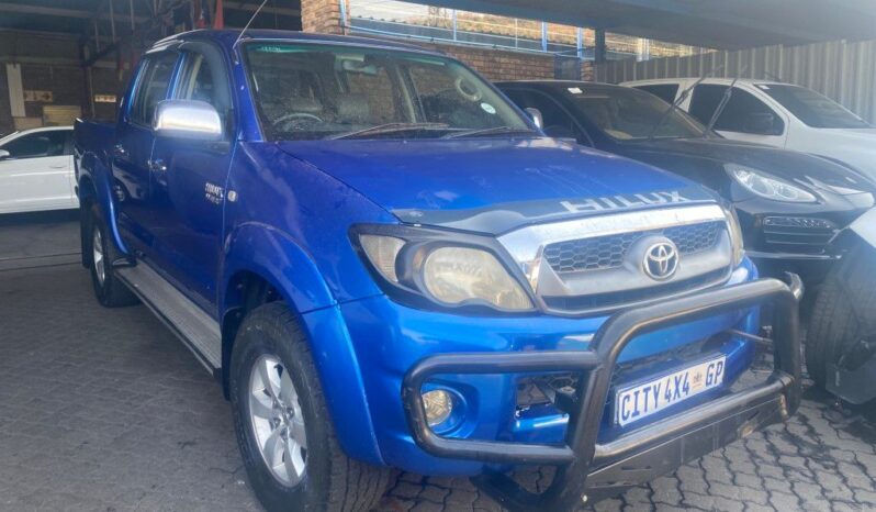 
								2005 TOYOTA HILUX full									